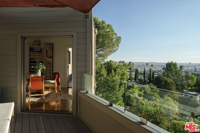 5677 Spreading Oak Drive, Los Angeles, CA 90068