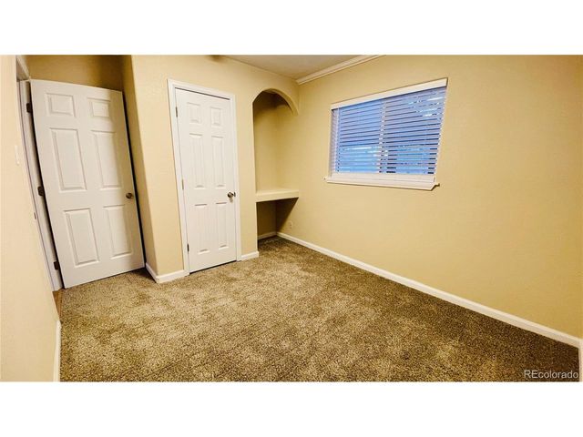 903 Quentin St, Aurora, CO 80011