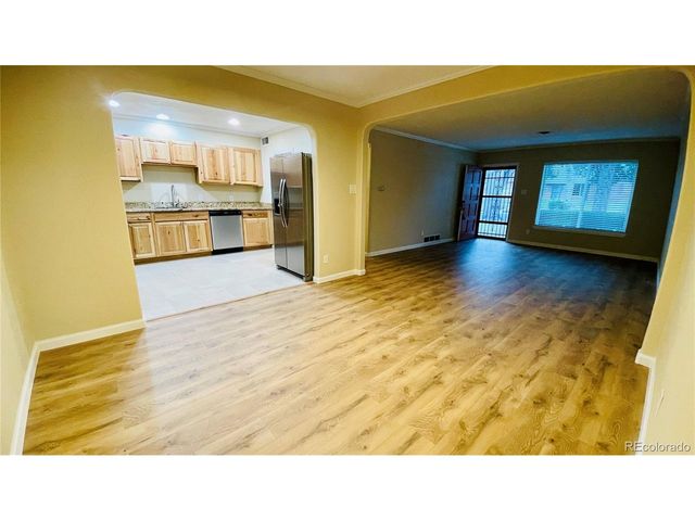903 Quentin St, Aurora, CO 80011