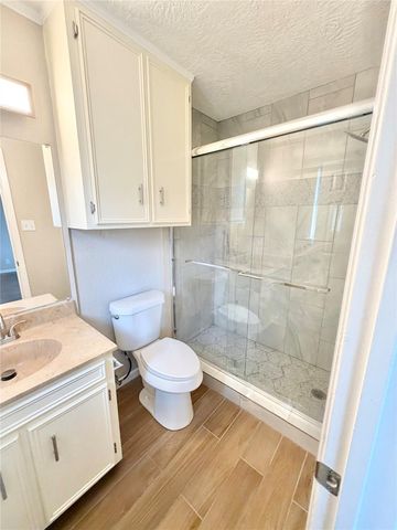 98 Sparrow Way, Beaumont, TX 77707