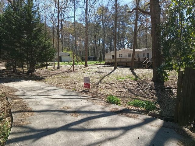 460 Dot Drive, Atlanta, GA 30349