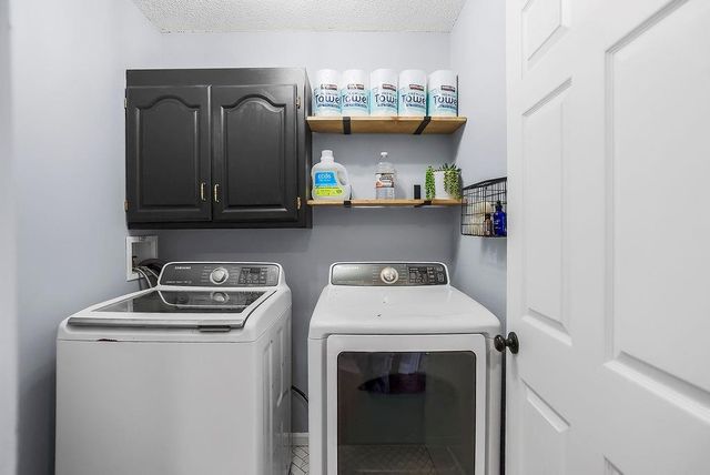 14595 S RENE Street, Olathe, KS 66062