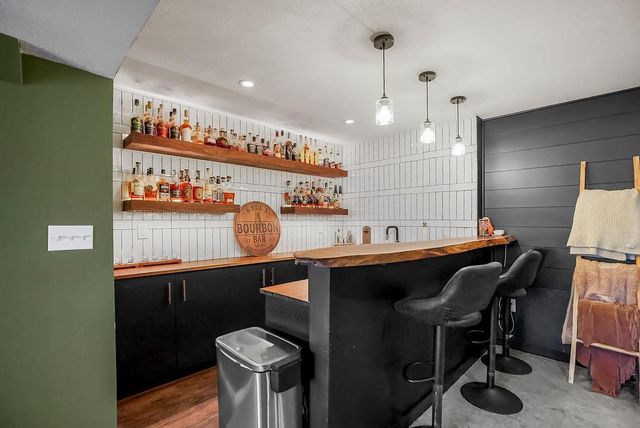 14595 S RENE Street, Olathe, KS 66062