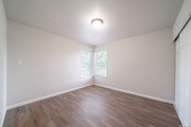 123 Knollwood Dr, San Antonio, TX 78227