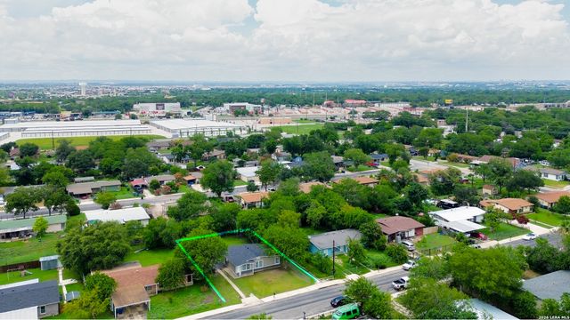 123 Knollwood Dr, San Antonio, TX 78227