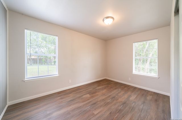 123 Knollwood Dr, San Antonio, TX 78227