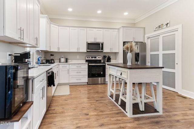 127 Ottawa Drive, Louisburg, NC 27549