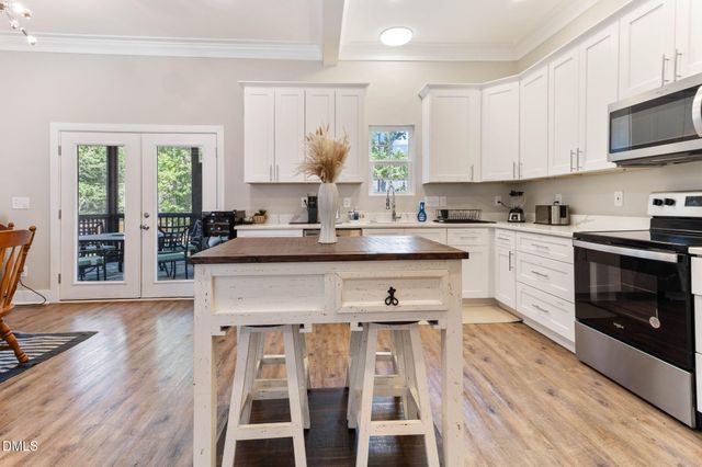 127 Ottawa Drive, Louisburg, NC 27549