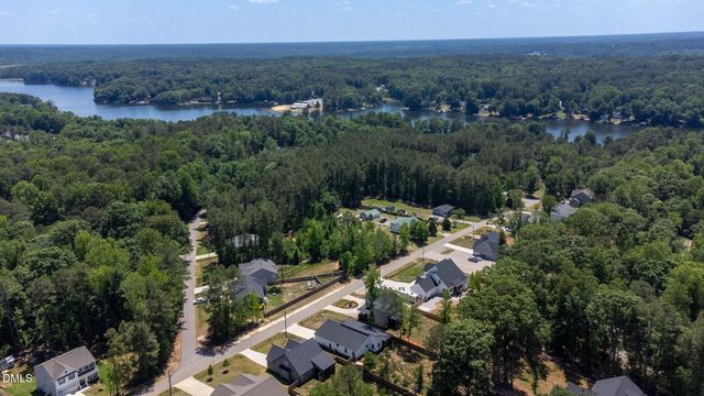 127 Ottawa Drive, Louisburg, NC 27549