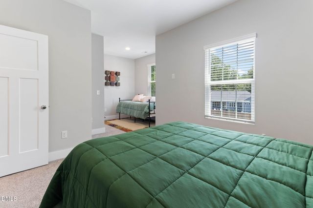 127 Ottawa Drive, Louisburg, NC 27549