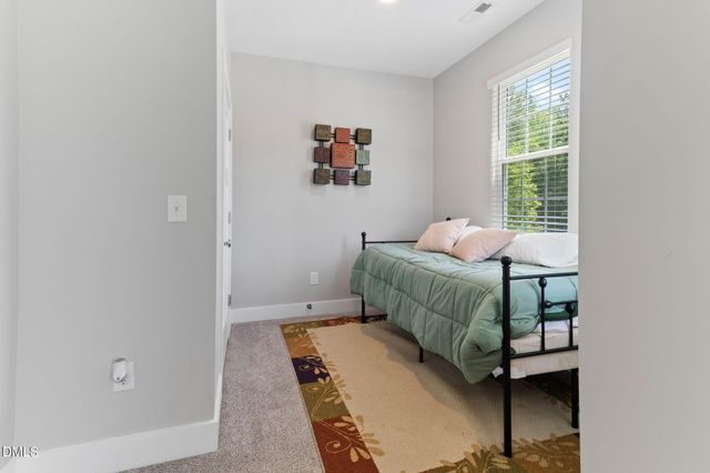 127 Ottawa Drive, Louisburg, NC 27549