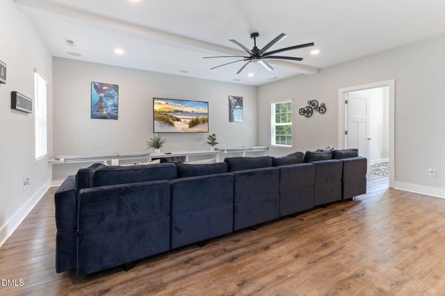 127 Ottawa Drive, Louisburg, NC 27549