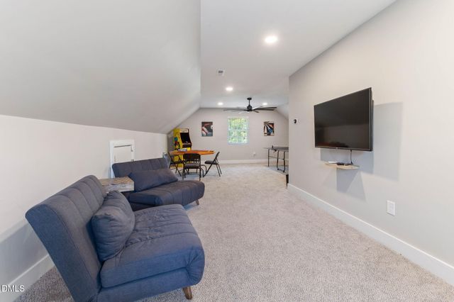 127 Ottawa Drive, Louisburg, NC 27549