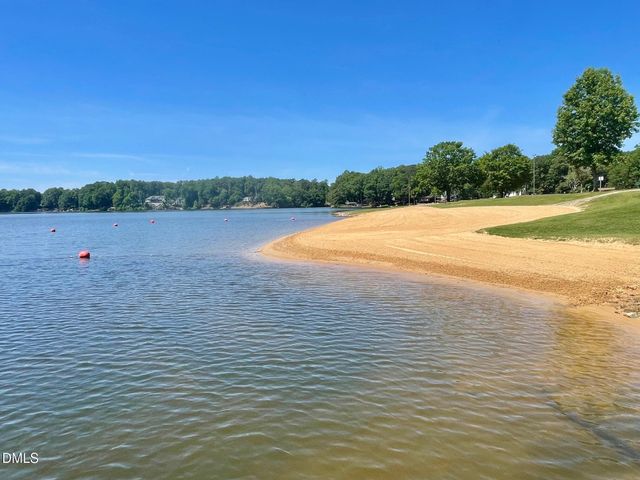 127 Ottawa Drive, Louisburg, NC 27549