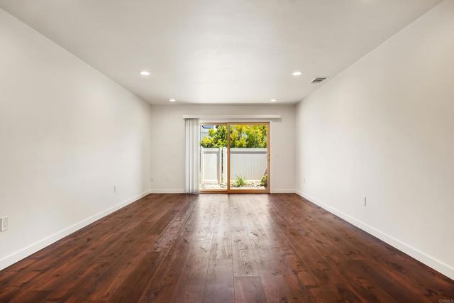 1723 Kellington Place, Encinitas, CA 92024