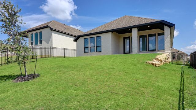 226 Hidalgo, Boerne, TX 78006