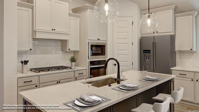 226 Hidalgo, Boerne, TX 78006