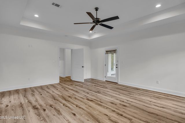 5534 W 4th Street, Hattiesburg, MS 39402