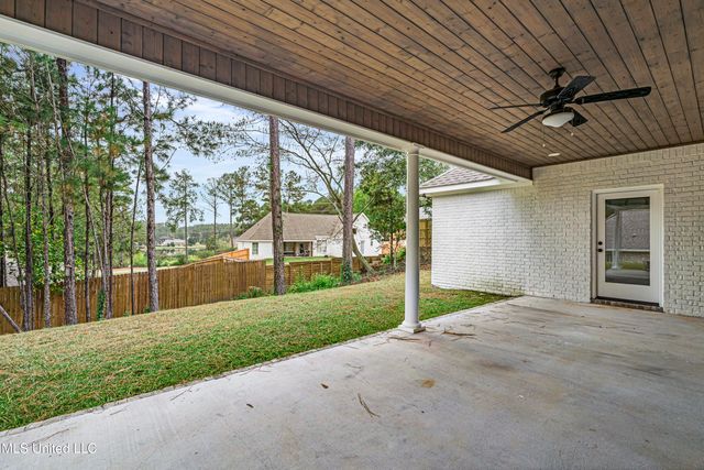 5534 W 4th Street, Hattiesburg, MS 39402