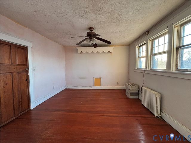 9 N Elm Ave, Highland Springs, VA 23075