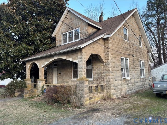 9 N Elm Ave, Highland Springs, VA 23075