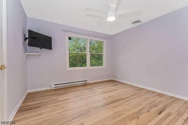 46 Sutton Rd, Tewksbury Twp., NJ 08833