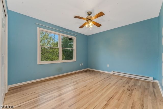 46 Sutton Rd, Tewksbury Twp., NJ 08833