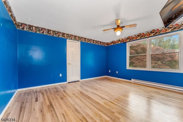 46 Sutton Rd, Tewksbury Twp., NJ 08833