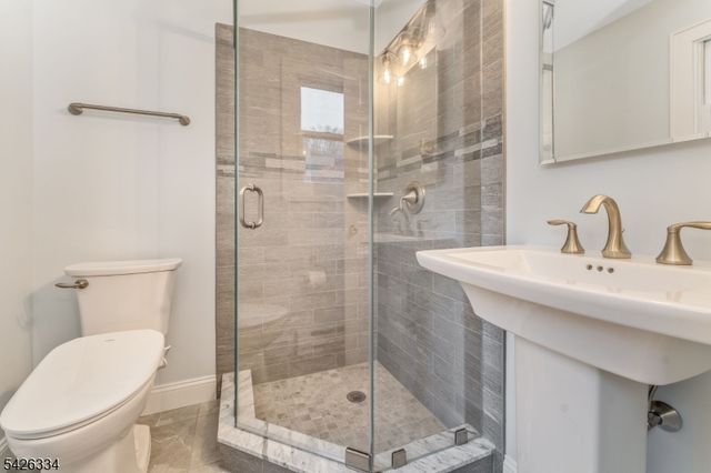 46 Sutton Rd, Tewksbury Twp., NJ 08833