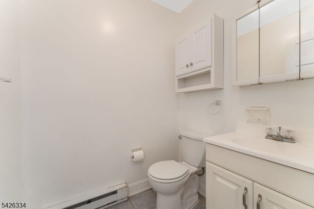 46 Sutton Rd, Tewksbury Twp., NJ 08833