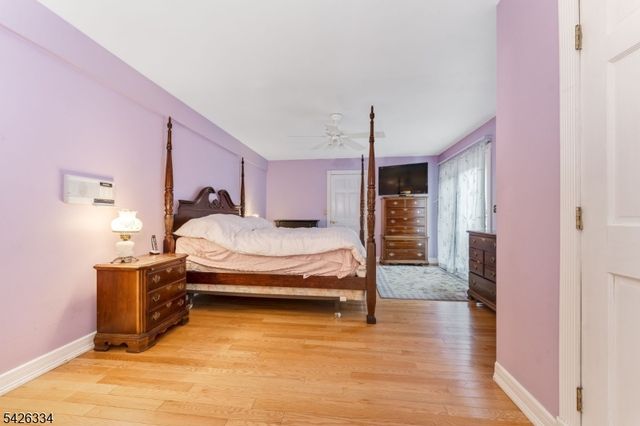 46 Sutton Rd, Tewksbury Twp., NJ 08833