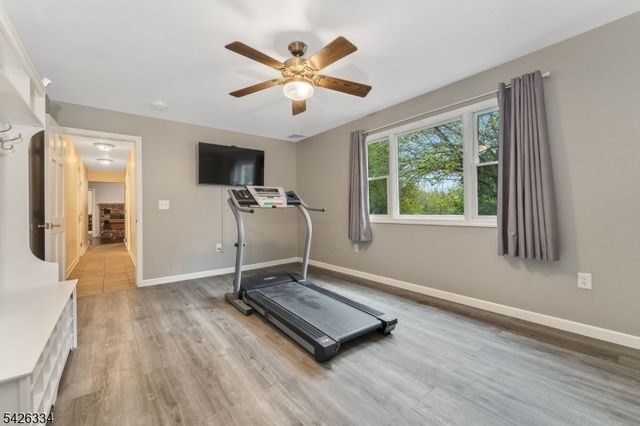 46 Sutton Rd, Tewksbury Twp., NJ 08833