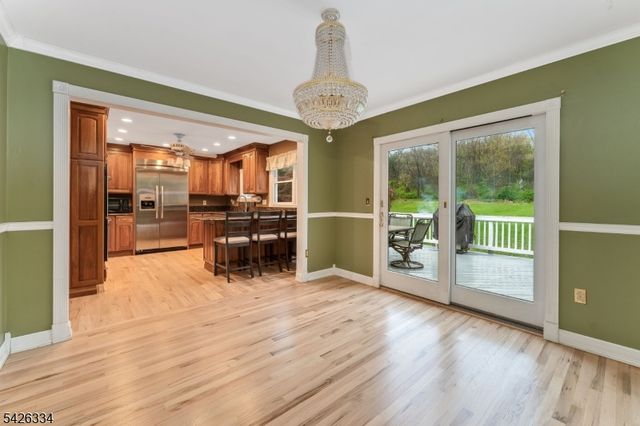 46 Sutton Rd, Tewksbury Twp., NJ 08833