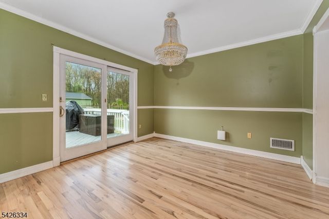 46 Sutton Rd, Tewksbury Twp., NJ 08833