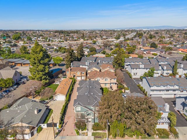 817 Lippert Place, Santa Clara, CA 95050