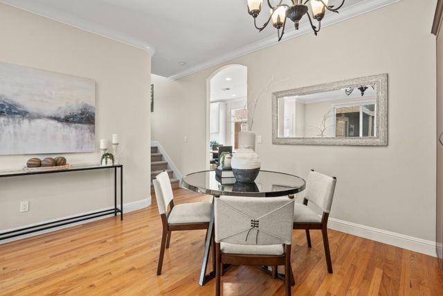 817 Lippert Place, Santa Clara, CA 95050