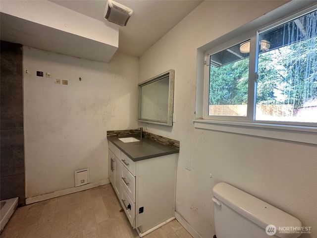 26901 35th Ave S, Kent, WA 98032