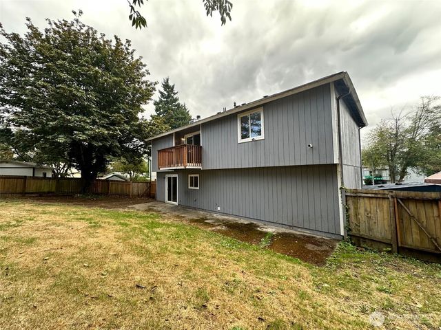 26901 35th Ave S, Kent, WA 98032