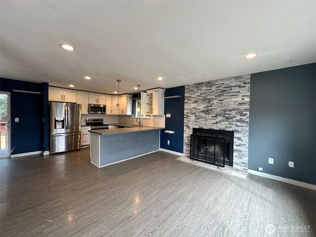 26901 35th Ave S, Kent, WA 98032
