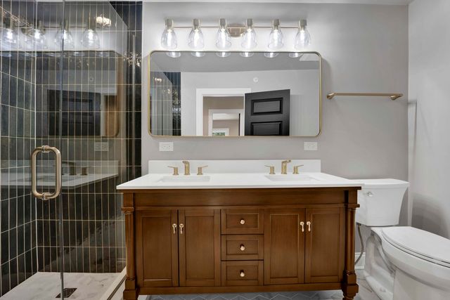837 S Humphrey Avenue, Oak Park, IL 60304