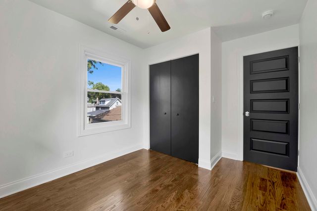 837 S Humphrey Avenue, Oak Park, IL 60304