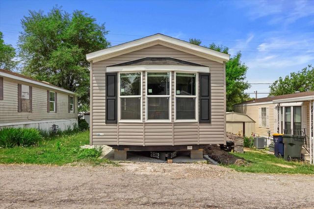 10211 W Greenfield Avenue #9, West Allis, WI 53214