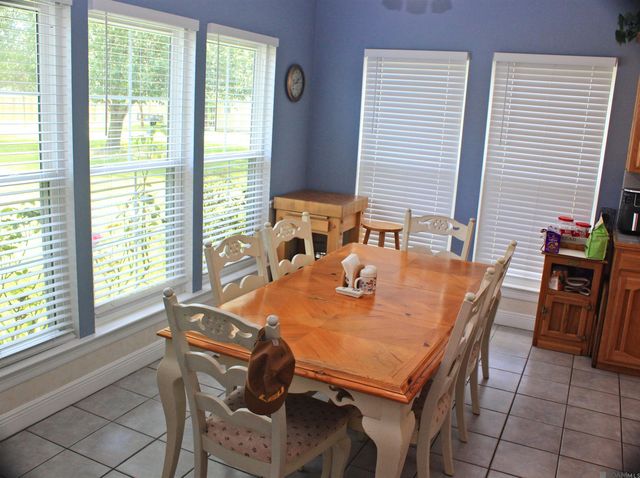10075 Summerfield Dr, Denham Springs, LA 70726