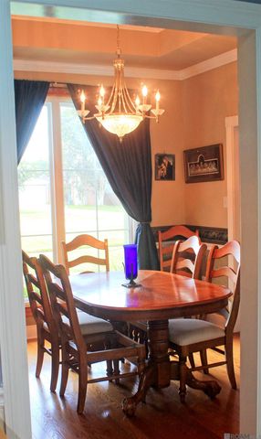 10075 Summerfield Dr, Denham Springs, LA 70726