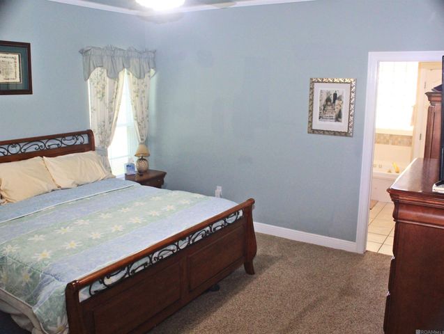 10075 Summerfield Dr, Denham Springs, LA 70726