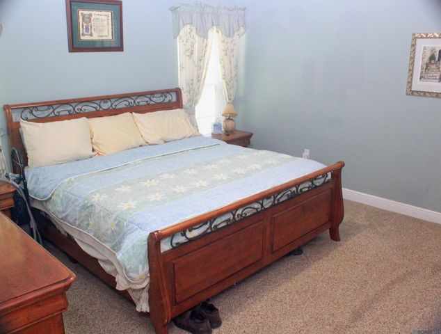 10075 Summerfield Dr, Denham Springs, LA 70726