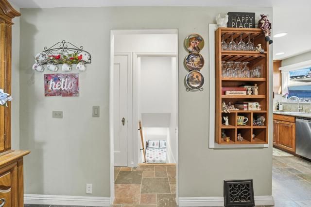 11656 Green Ln, Lakeside, CA 92040