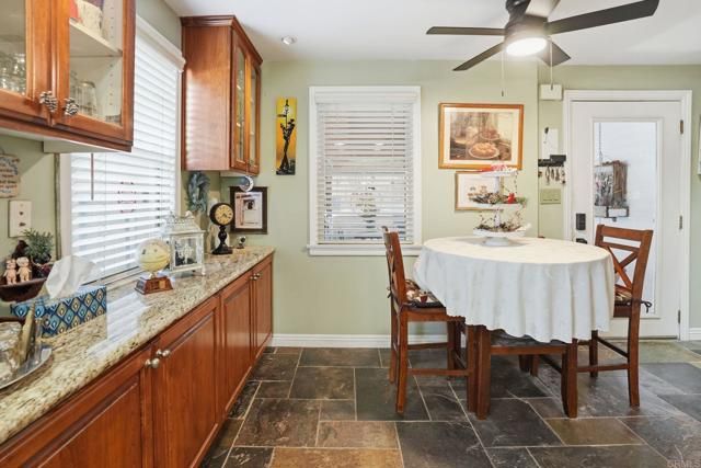 11656 Green Ln, Lakeside, CA 92040