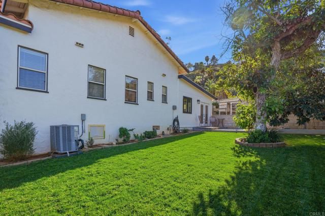 11656 Green Ln, Lakeside, CA 92040