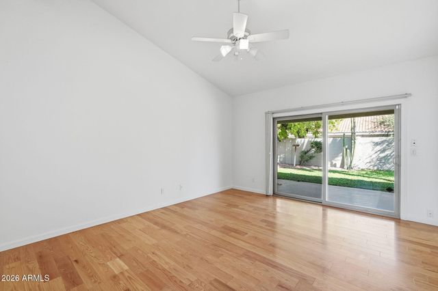 10587 E PALOMINO Road, Scottsdale, AZ 85258